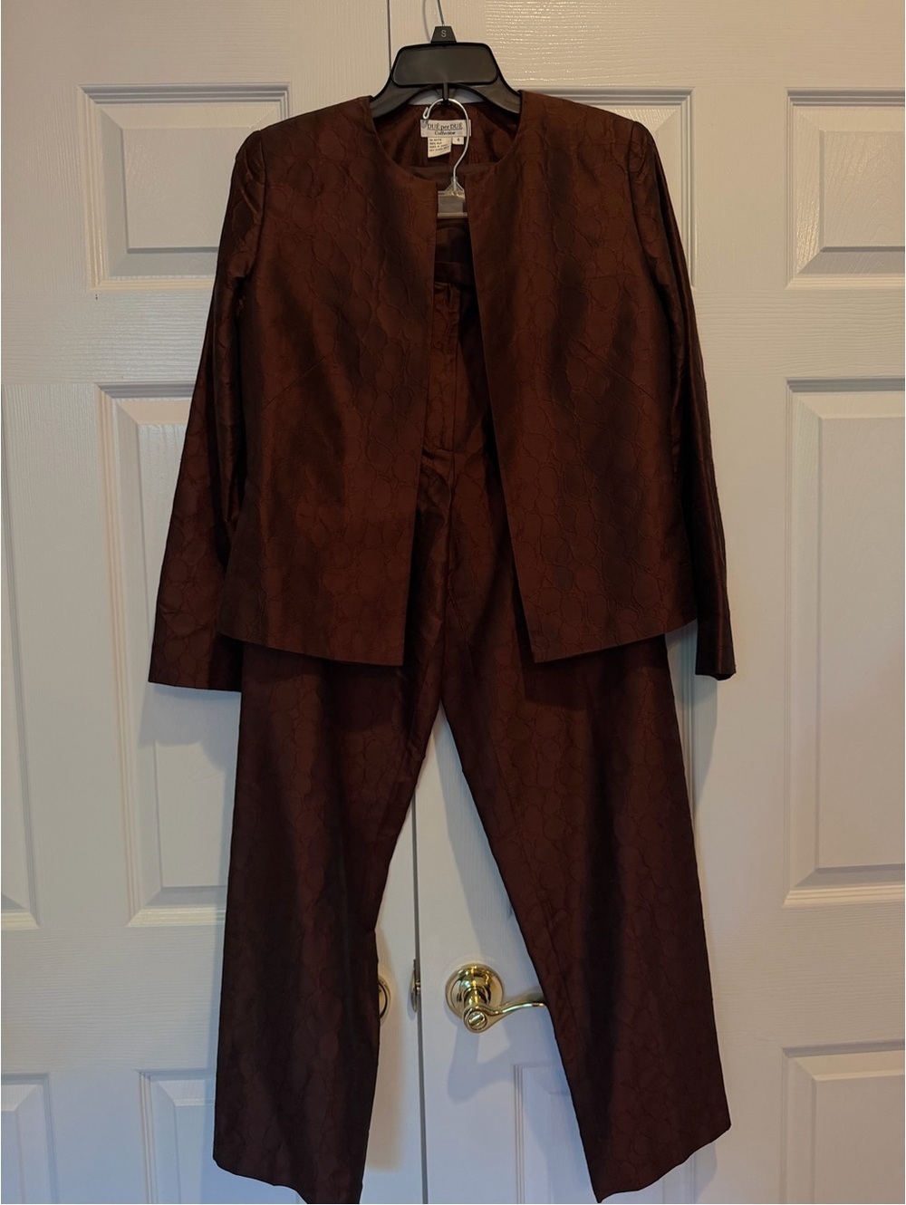 Vintage Due per Due Collection 100% Silk 2-Piece Blazer & Pants Suit Set